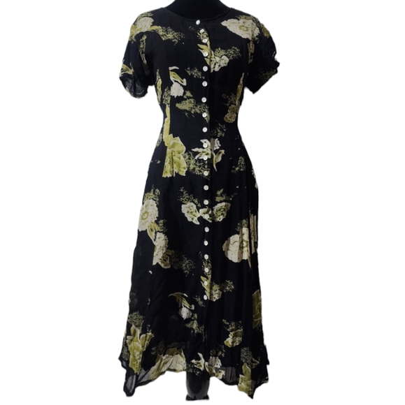 Dresses & Skirts - Vintage black and green floral buttondown dress